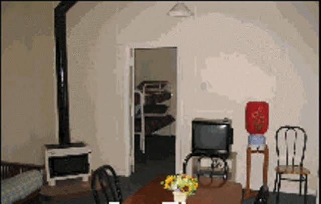 Sunflowers Animal Farm & Farmstay Margaret River Екстериор снимка